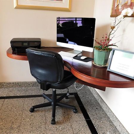 Town & Country Inn And Suites Charleston Luaran gambar