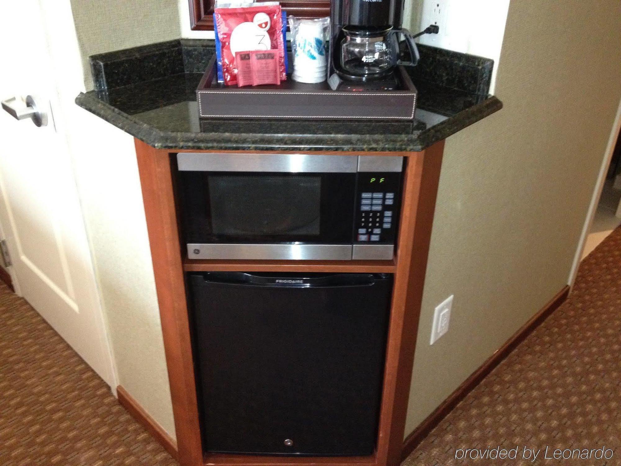 Town & Country Inn And Suites Charleston Bilik gambar