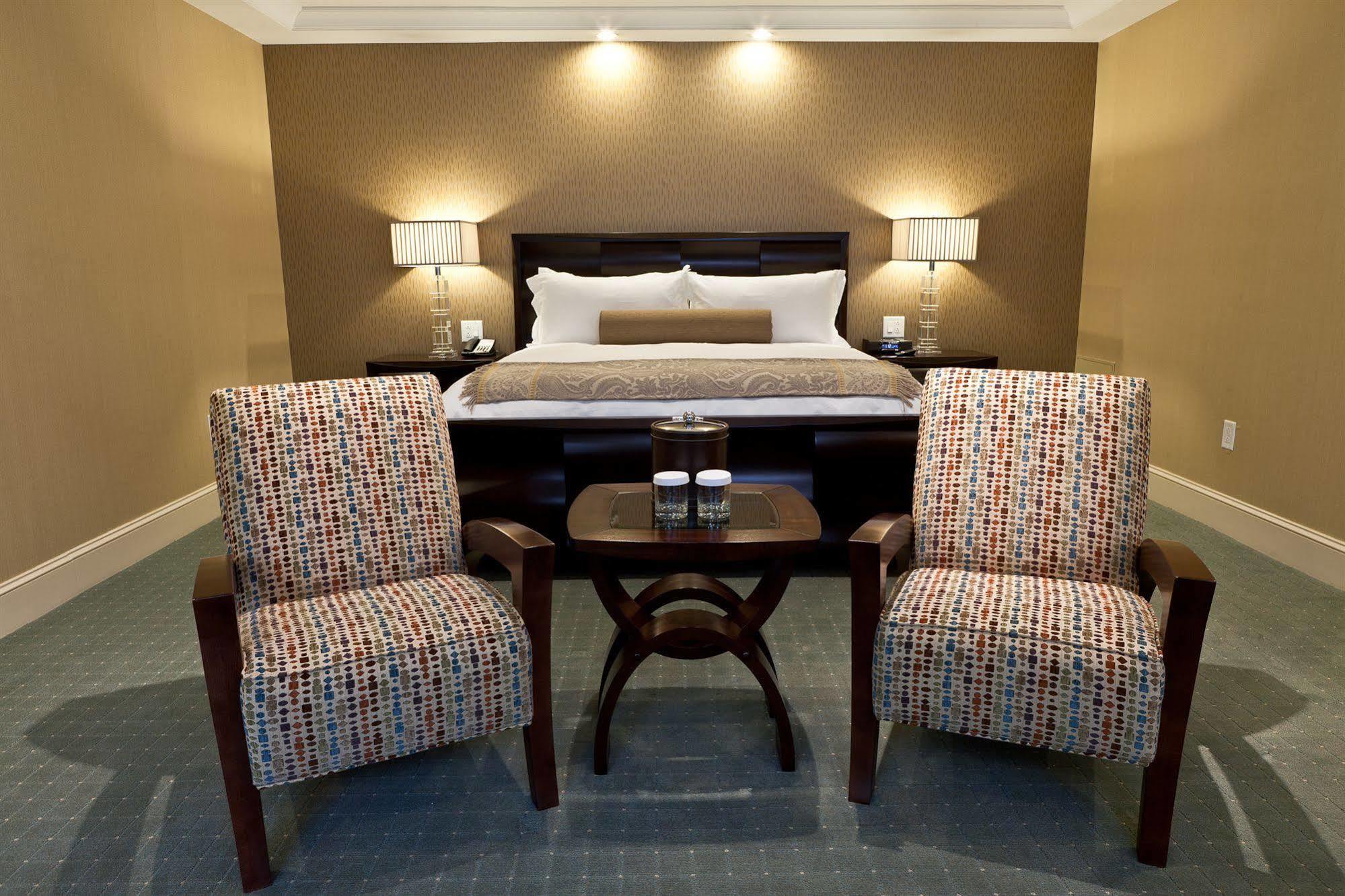 Town & Country Inn And Suites Charleston Luaran gambar