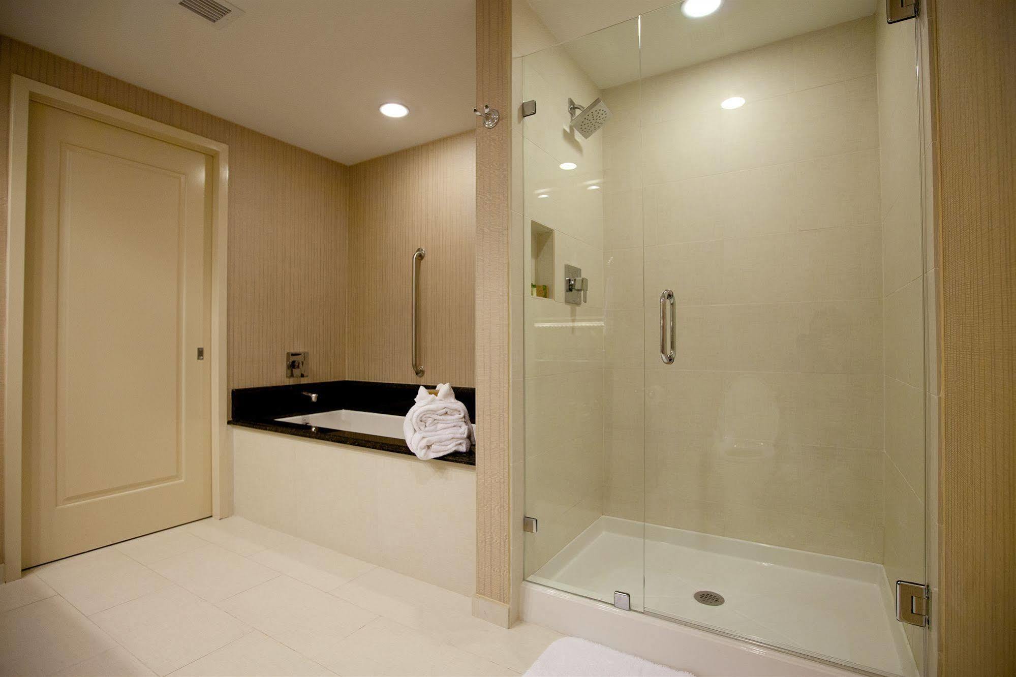 Town & Country Inn And Suites Charleston Luaran gambar